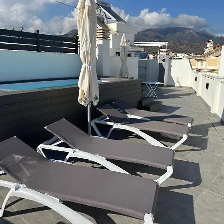 Апартаменты Granada 76 *